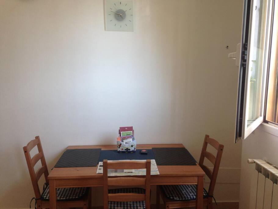 Apartment Airport Флоренция Екстериор снимка