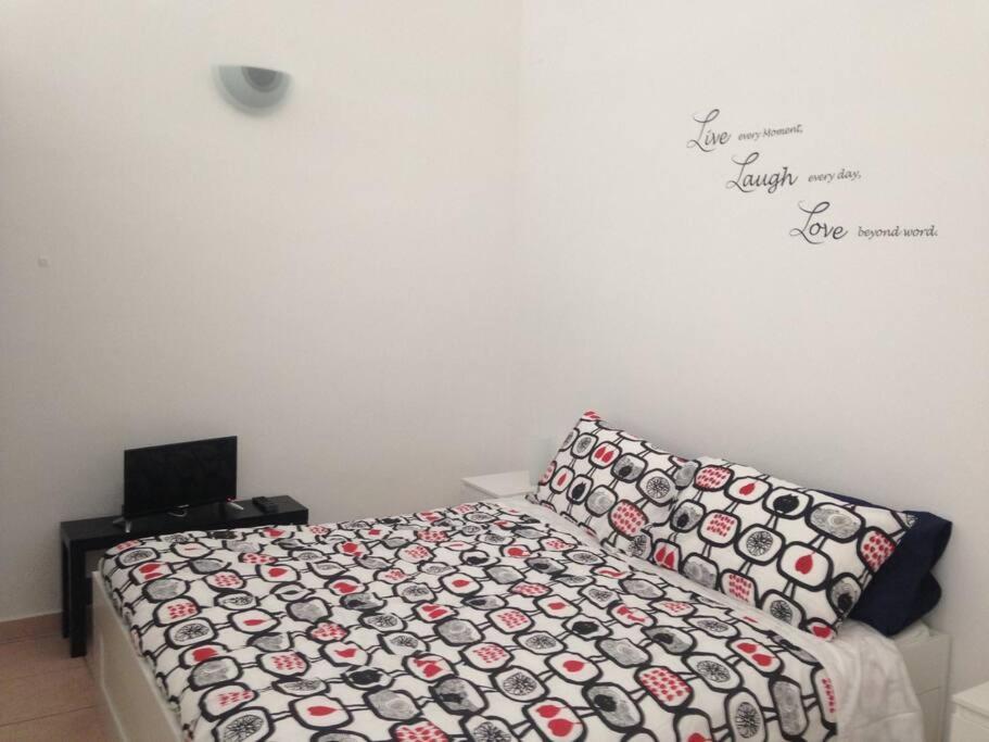 Apartment Airport Флоренция Екстериор снимка
